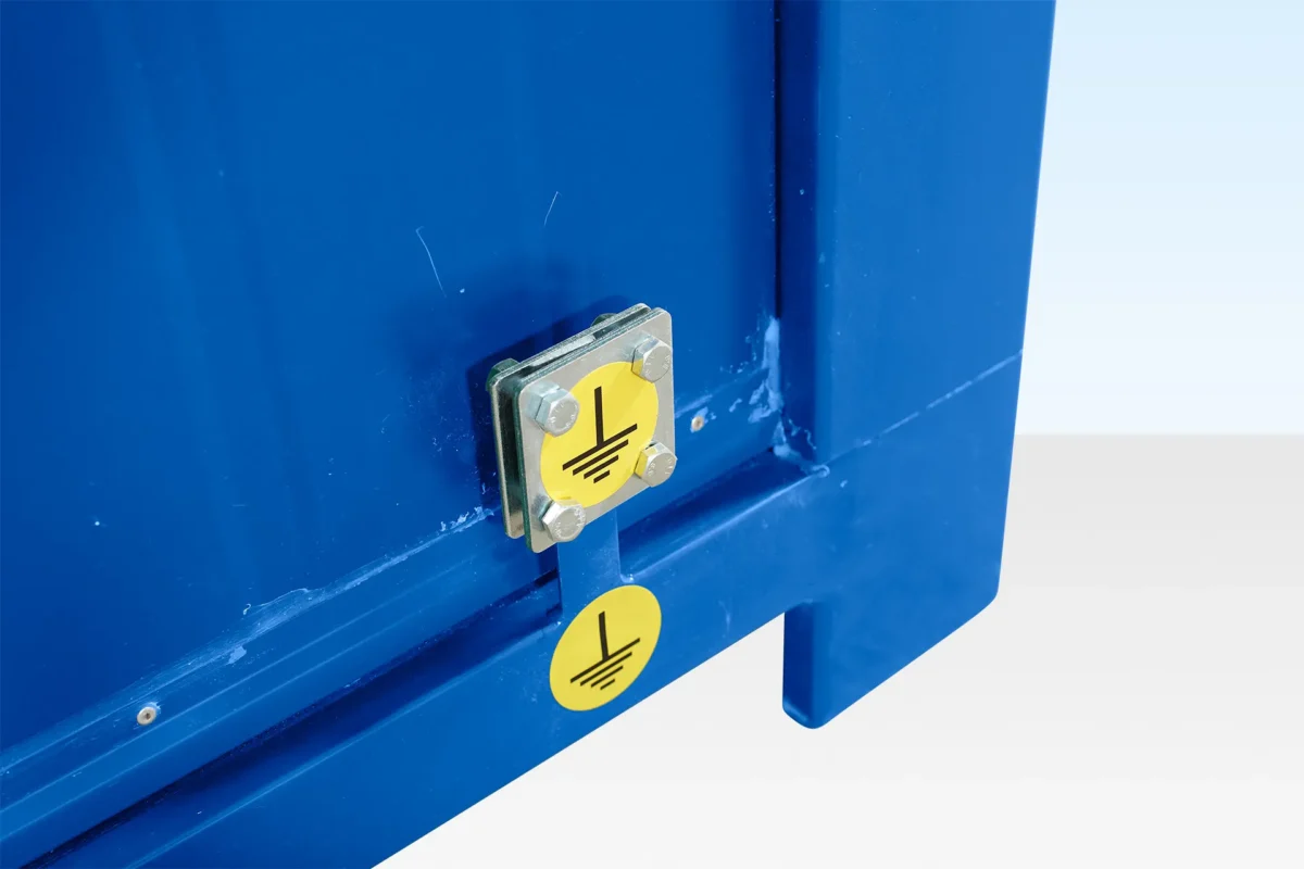1+1 Double Mains Toilet 2.4m x 1.4m (RAL 5010) - Image 2