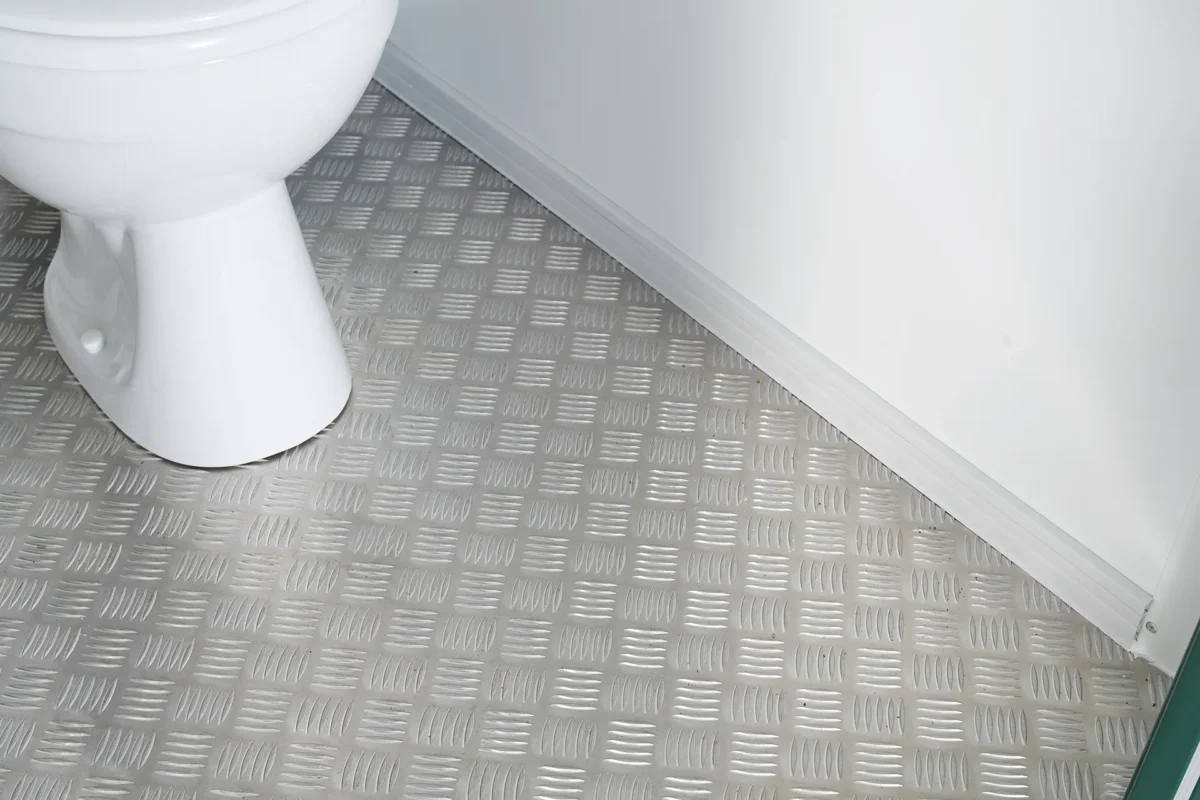 1+1 Double Mains Toilet 2.4m x 1.4m (RAL 6005) - Image 12