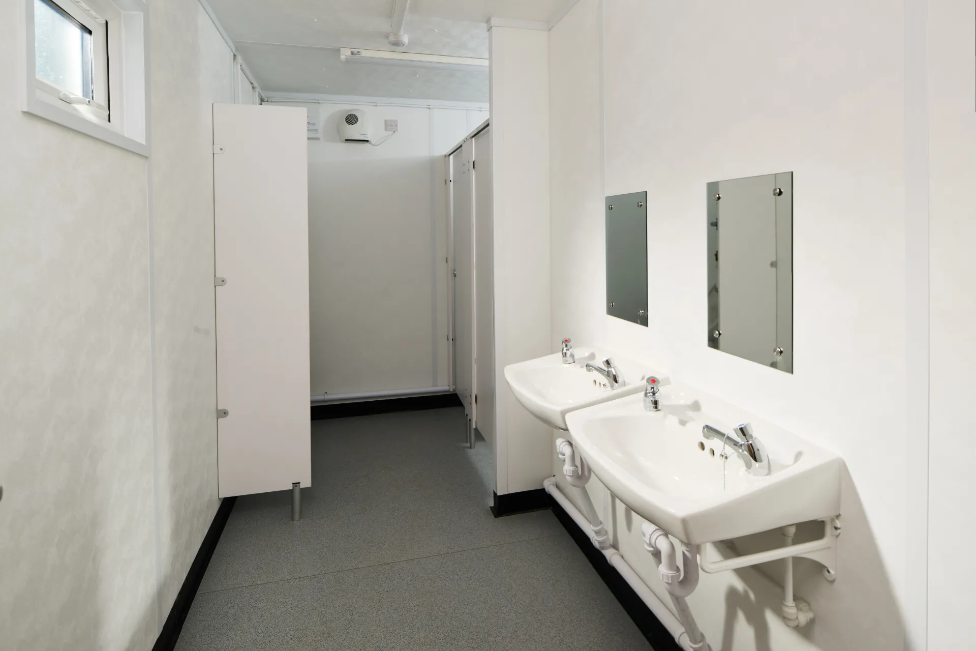32ft x 10ft Steel Anti-Vandal Canteen/2+1 Toilet - Image 3