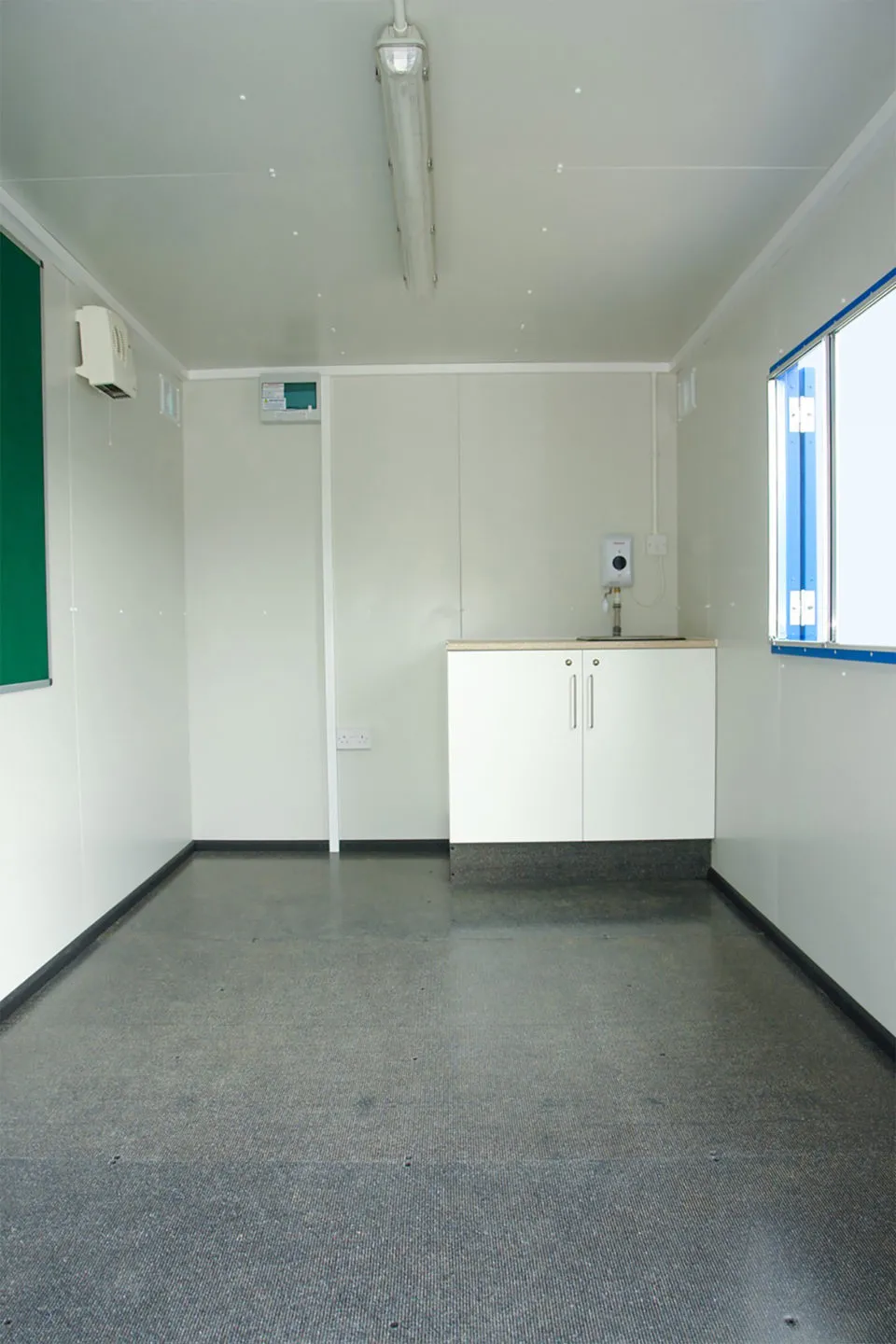 12ft x 7ft 6in Mobile Canteen - Image 2